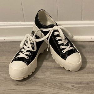 Platform sincerely jules black and white